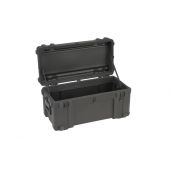 SKB 3R-serie 3214-15 waterdichte kist met wielen en trekhandgreep