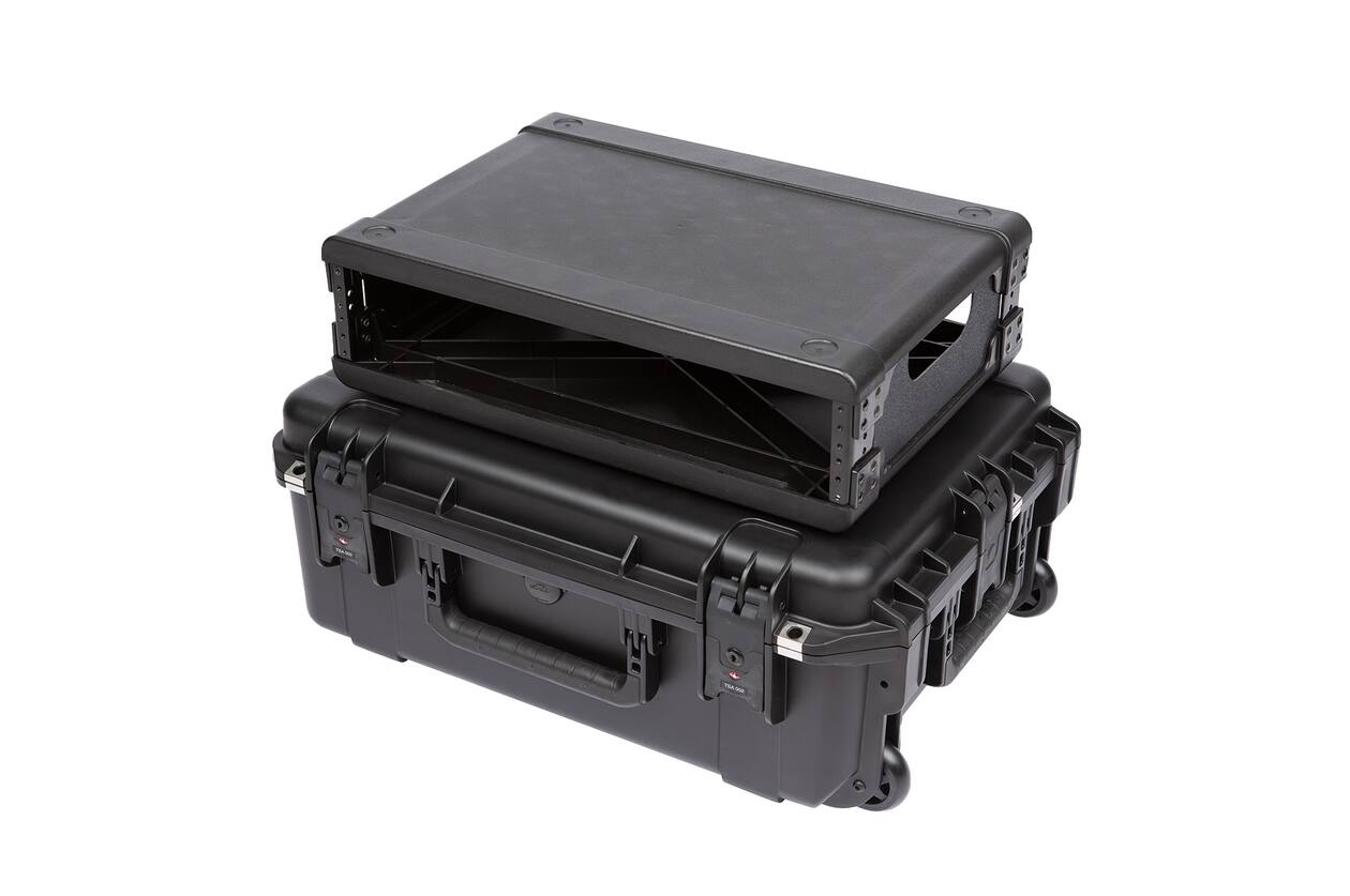 SKB - iSeries 2215-8 - Waterdichte Koffer - Zwart - Verwijderbare 2U Diepe Rack