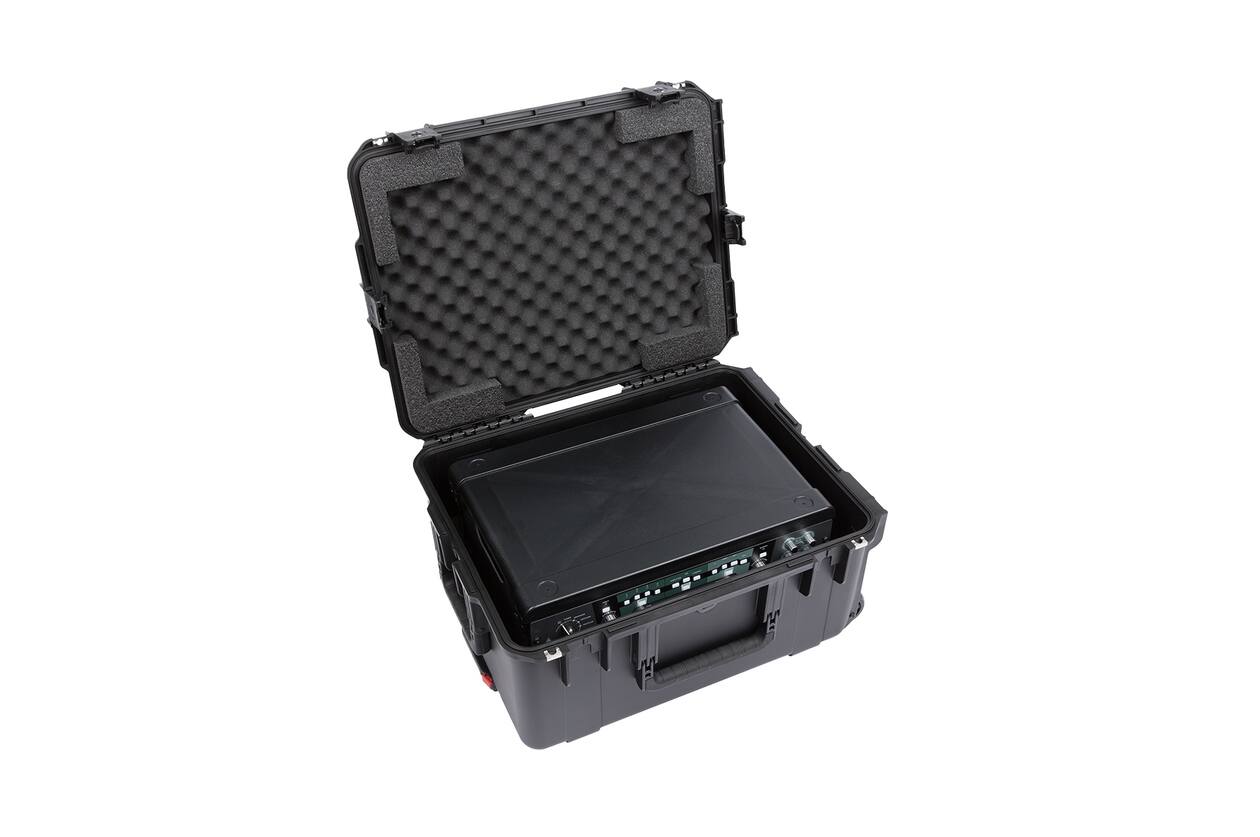 SKB - iSeries 2217-10 - Waterdichte Koffer - Zwart - Verwijderbare 3U Diepe Rack