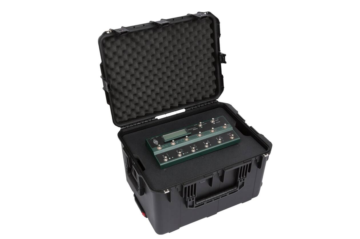 SKB - iSeries 2317-14 - Waterdichte Koffer - Zwart - Kemper Profiler + Line 6 Helix Inlay