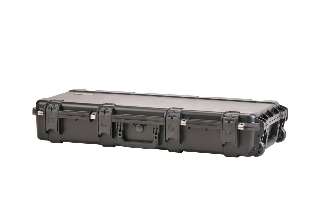 SKB - iSeries 3614-6 - Waterdichte Koffer - Zwart - Dubbele M4/Korte Geweer Inlay