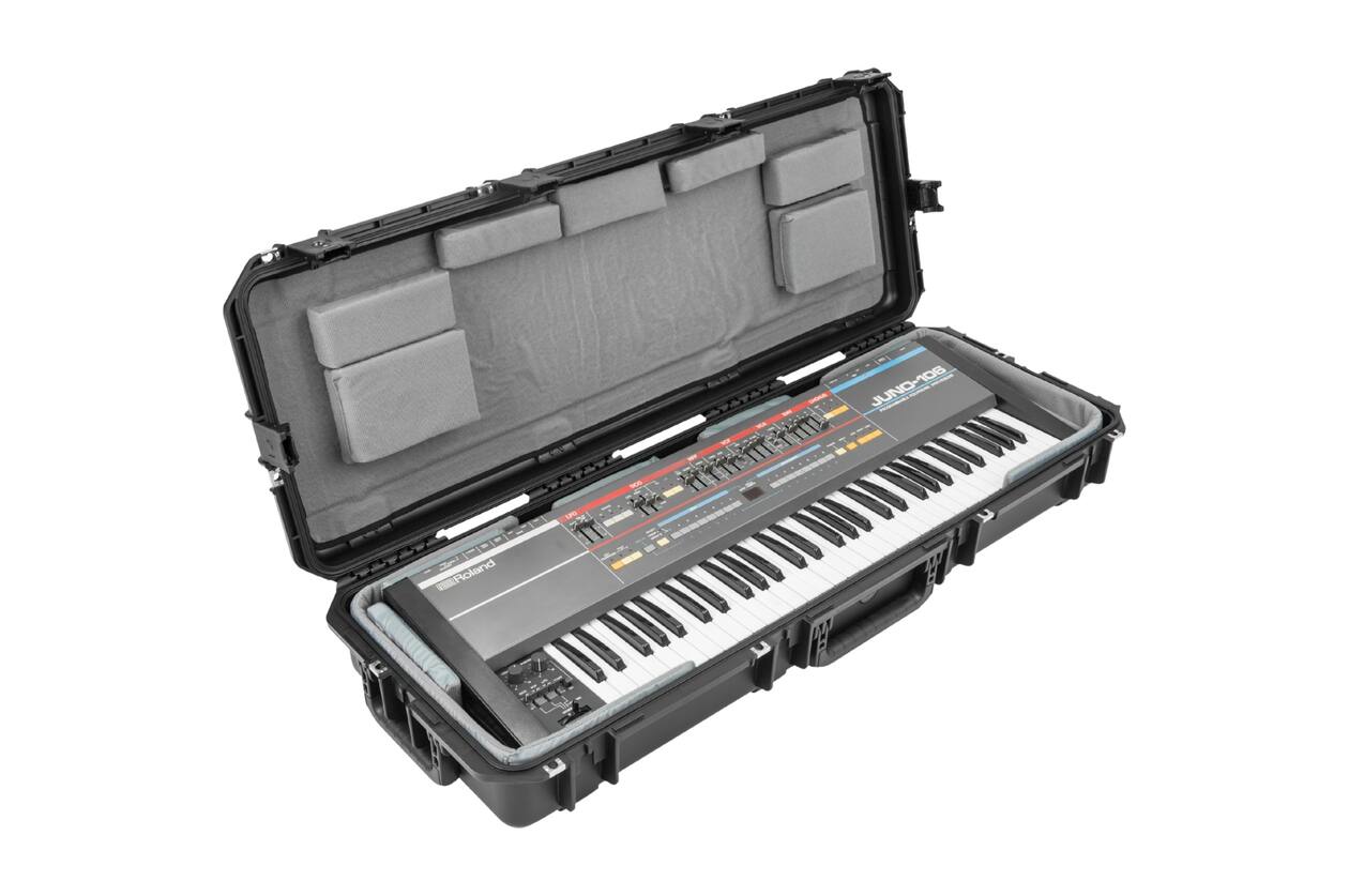 SKB - iSeries 4214-5 - Waterdichte Koffer - Zwart - Smalle 61-toetsen Keyboard Inlay