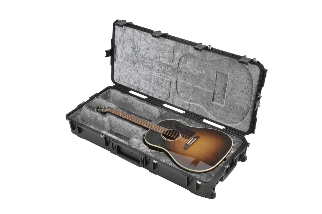 SKB - iSeries 4217-18 - Waterdichte Koffer - Akoestische Gitaar Inlay - Zwart