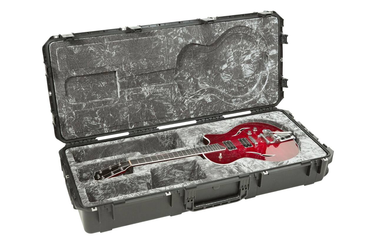 SKB - iSeries 4719-8 - Waterdichte Koffer - Zwart - 335 Type Gitaar Inlay