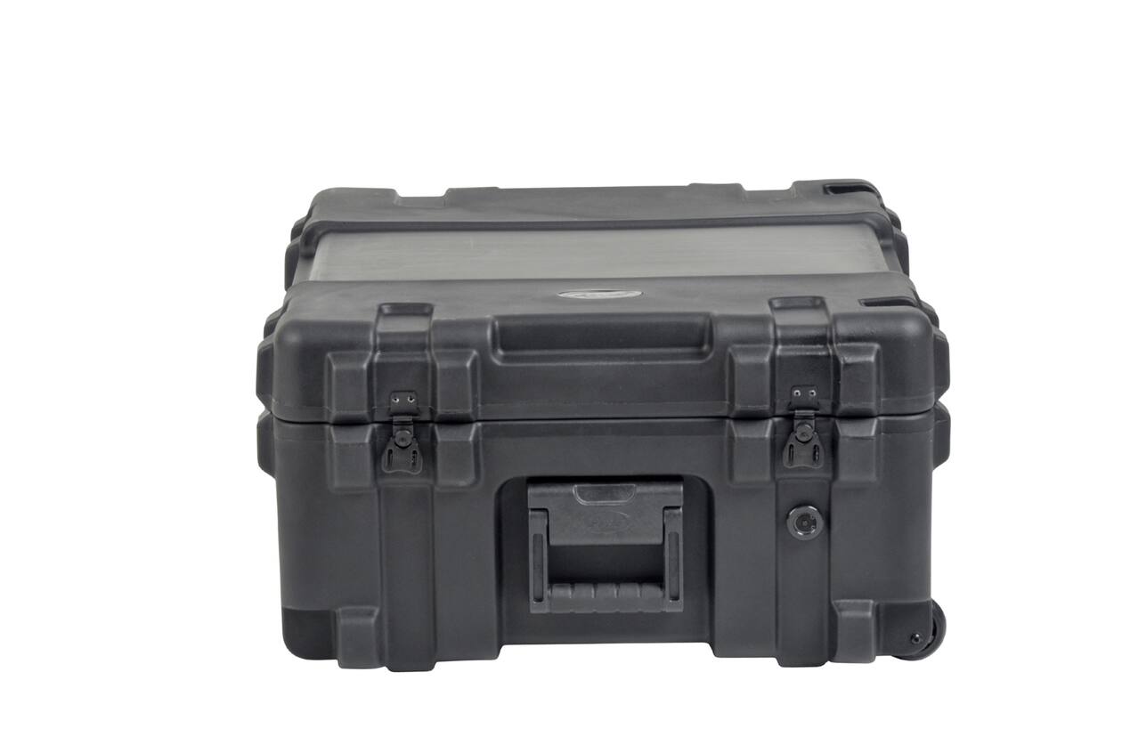 SKB - rSeries 3R-2222-12 - Waterdichte Koffer - Zwart - Plukschuim - met Wielen