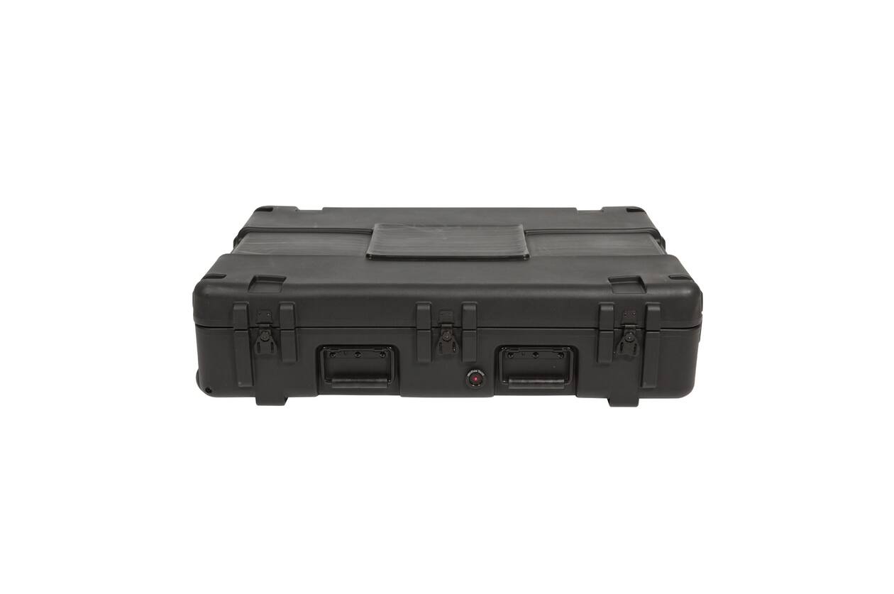 SKB - rSeries 3221-7 - Waterdichte Koffer - Zwart - met Wielen - Plukschuim