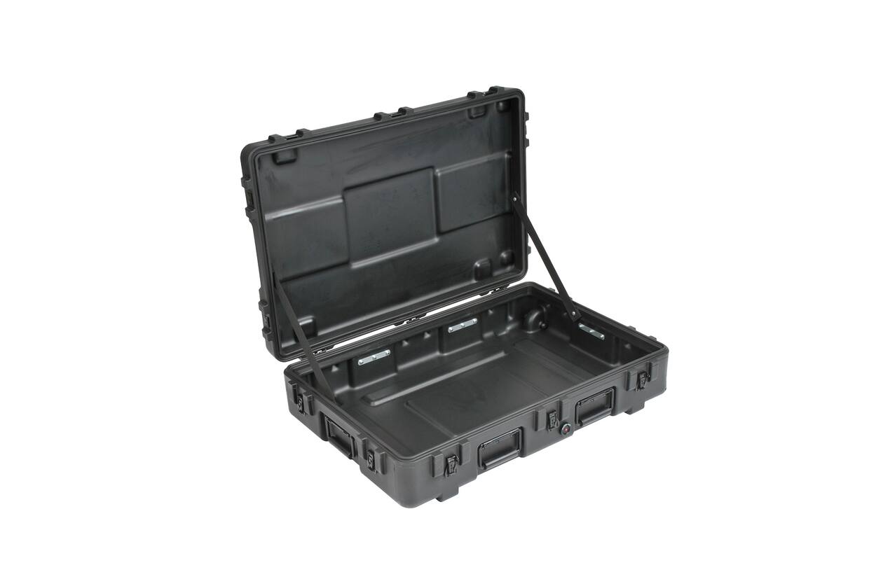 SKB - rSeries 3221-7 - Waterdichte Koffer - Zwart - met Wielen - Leeg
