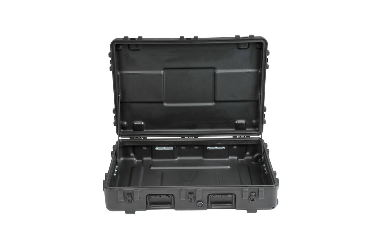 SKB - rSeries 3221-7 - Waterdichte Koffer - Zwart - met Wielen - Leeg