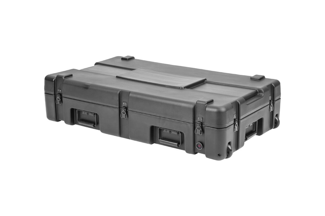 SKB - rSeries 3821-7 - Waterdichte Koffer - Zwart - met Wielen - Plukschuim