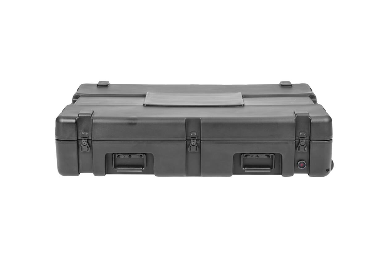 SKB - rSeries 3821-7 - Waterdichte Koffer - Zwart - met Wielen - Plukschuim