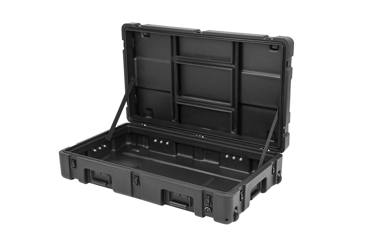 SKB - rSeries 3821-7 - Waterdichte Koffer - Zwart - met Wielen - Leeg