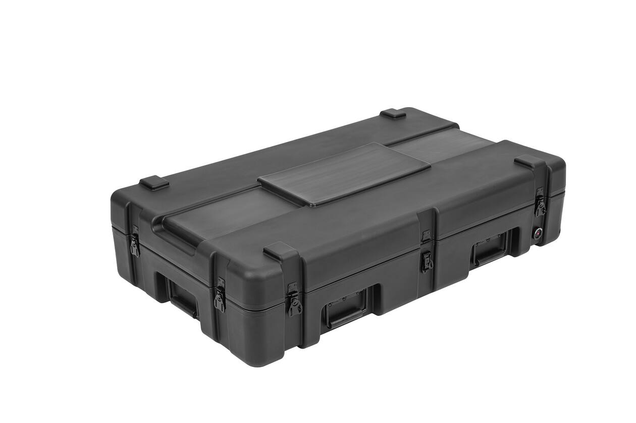 SKB - rSeries 3821-7 - Waterdichte Koffer - Zwart - met Wielen - Leeg