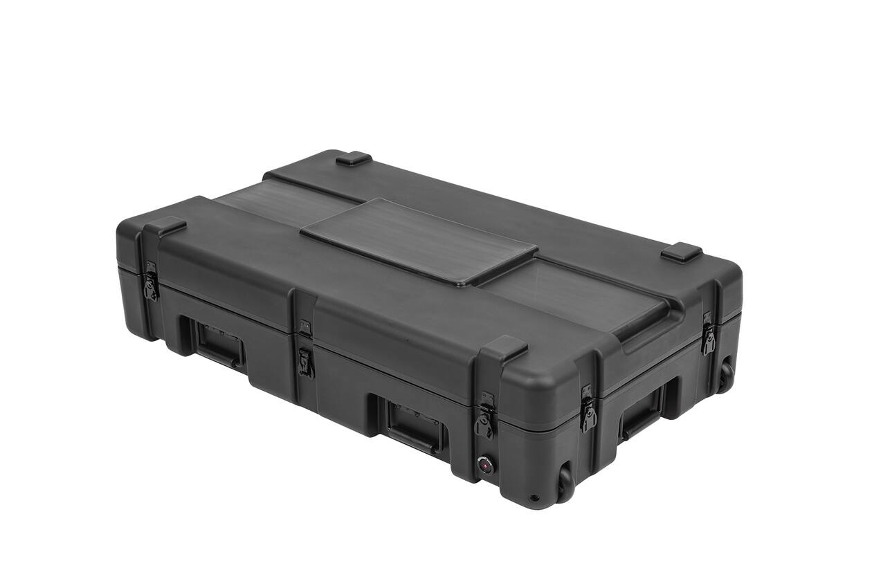 SKB - rSeries 3821-7 - Waterdichte Koffer - Zwart - met Wielen - Leeg
