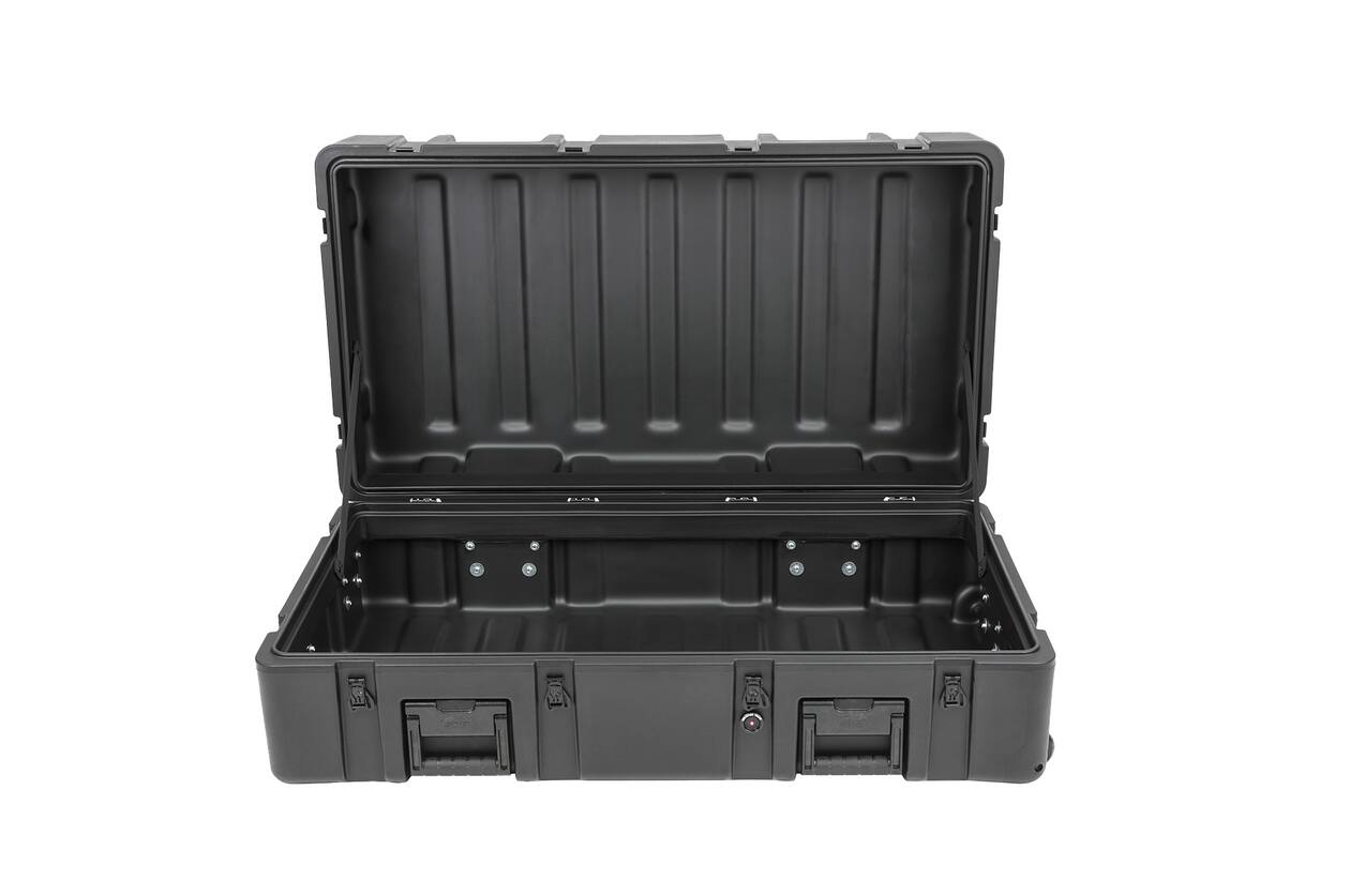 SKB - rSeries 4222-14 - Waterdichte Koffer - Zwart - met Wielen - Leeg