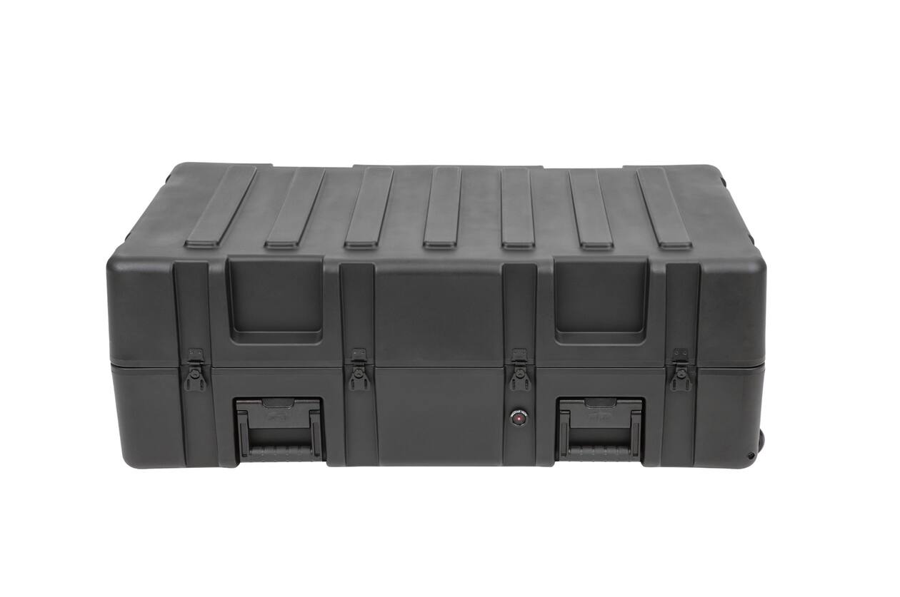 SKB - rSeries 4222-14 - Waterdichte Koffer - Zwart - met Wielen - Gelaagd Schuim