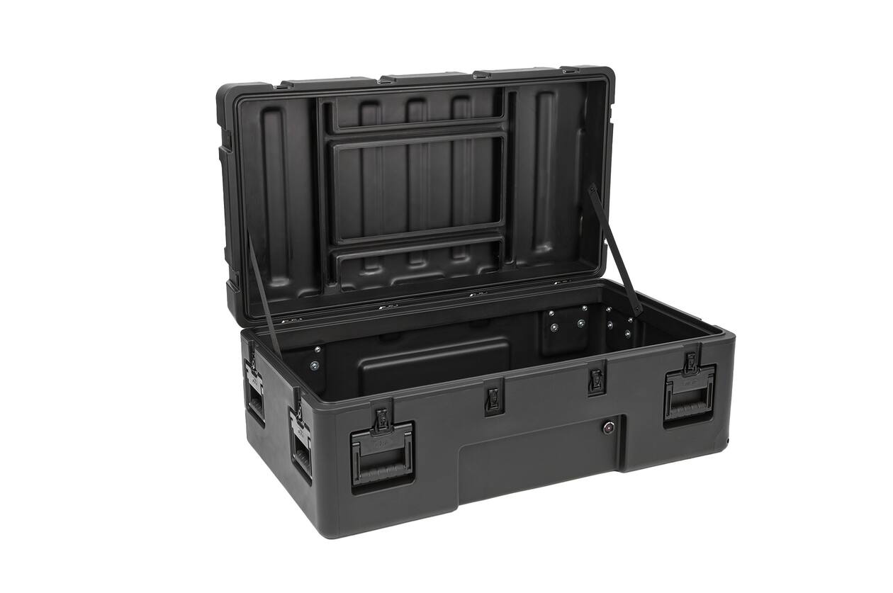 SKB - rSeries 4222-15 - Waterdichte Koffer - Zwart - met Wielen - Leeg