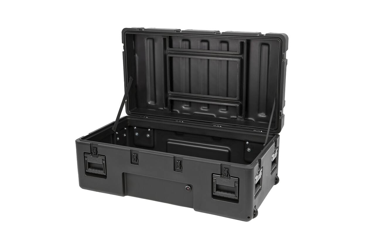SKB - rSeries 4222-15 - Waterdichte Koffer - Zwart - met Wielen - Leeg