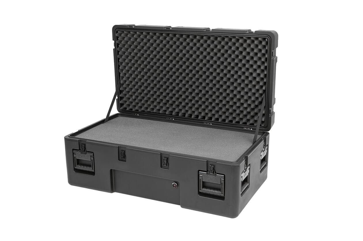 SKB - rSeries 3R-4222-15 - Waterdichte Koffer - Zwart - Gelaagd Schuim