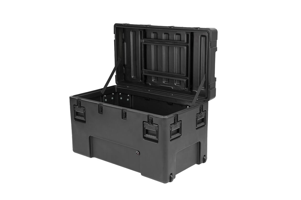 SKB - rSeries 4222-24 - Waterdichte Koffer - Zwart - Leeg - met Wielen