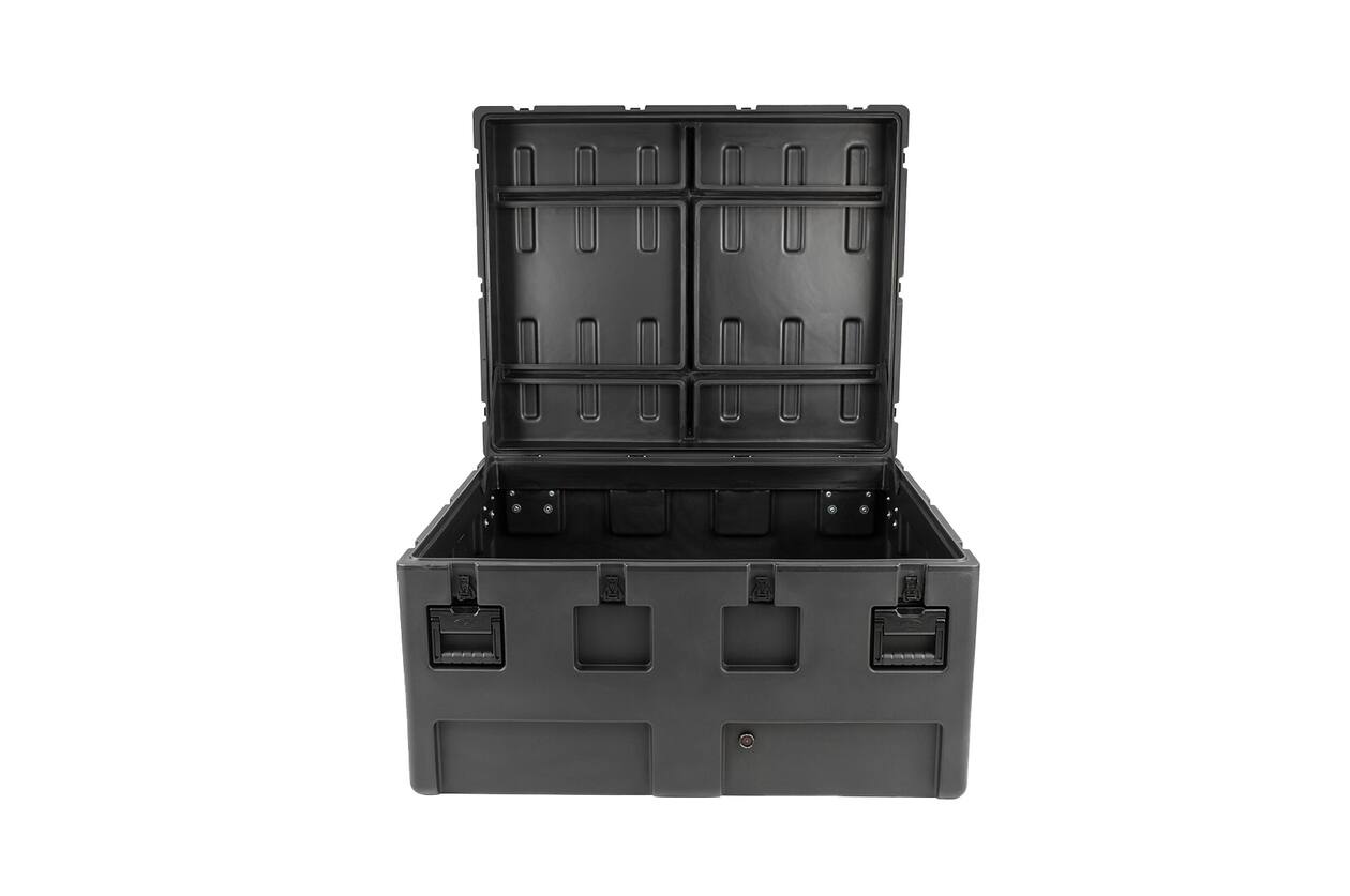 SKB - rSeries 3R-4436-24 - Waterdichte Koffer - Zwart - Leeg - met Wielen