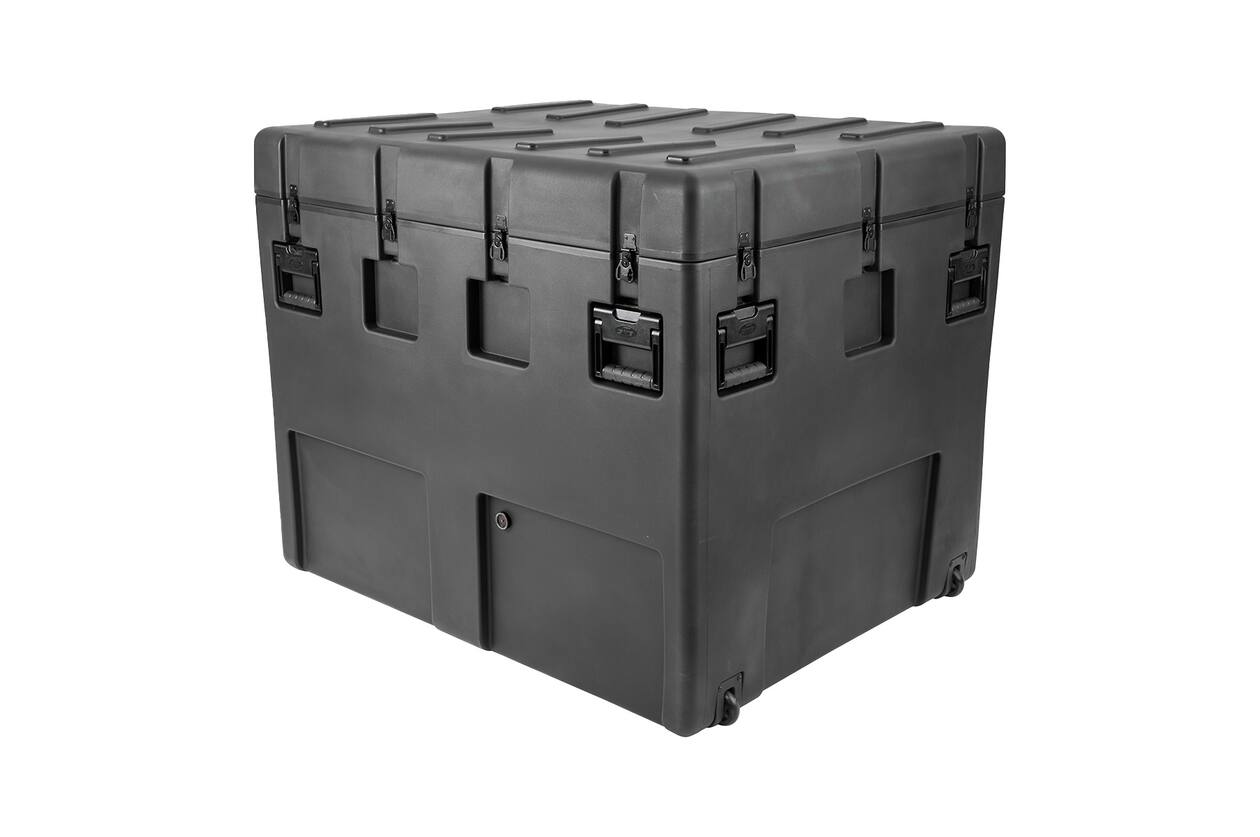 SKB - rSeries 3R-4436-36 - Waterdichte Koffer - Zwart - Leeg - met Wielen