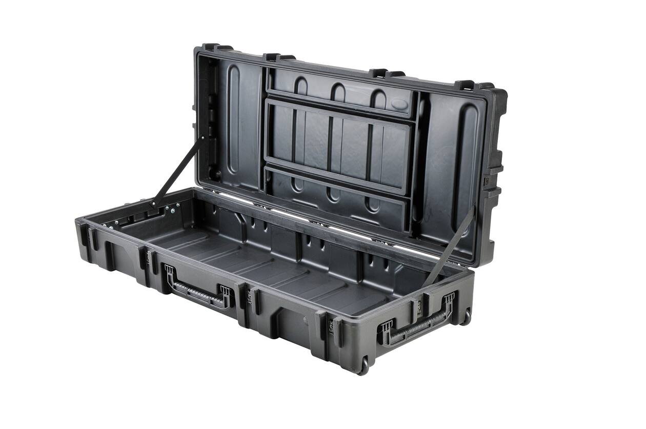 SKB - rSeries 6223-10 - Waterdichte Koffer - Zwart - Leeg - met Wielen