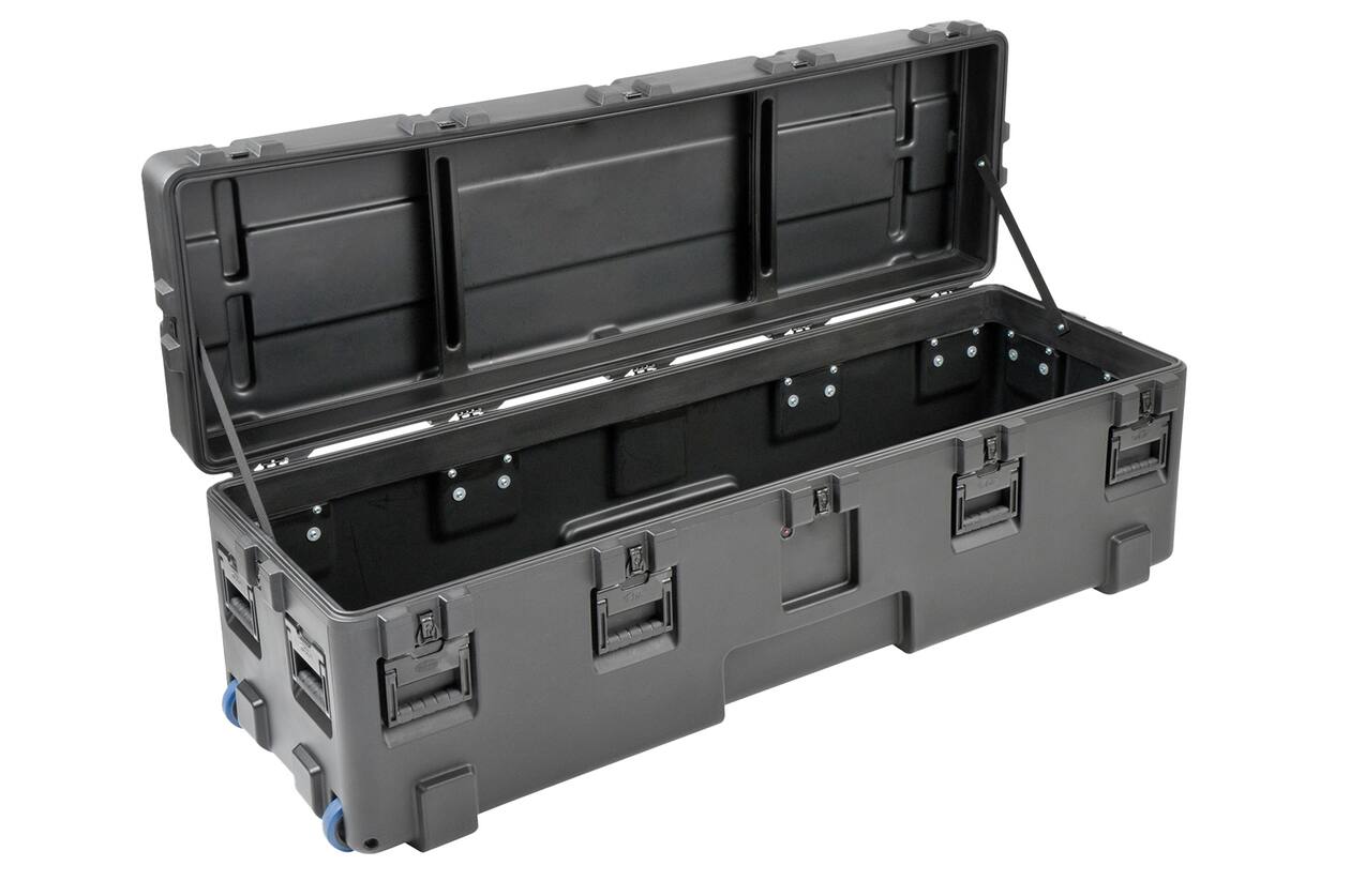 SKB - rSeries 6820-20 - Waterdichte Koffer - Zwart - Leeg - met Wielen