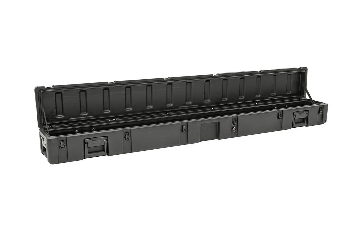 SKB - rSeries 8608-8 - Waterdichte Koffer - Zwart - Leeg - met Wielen