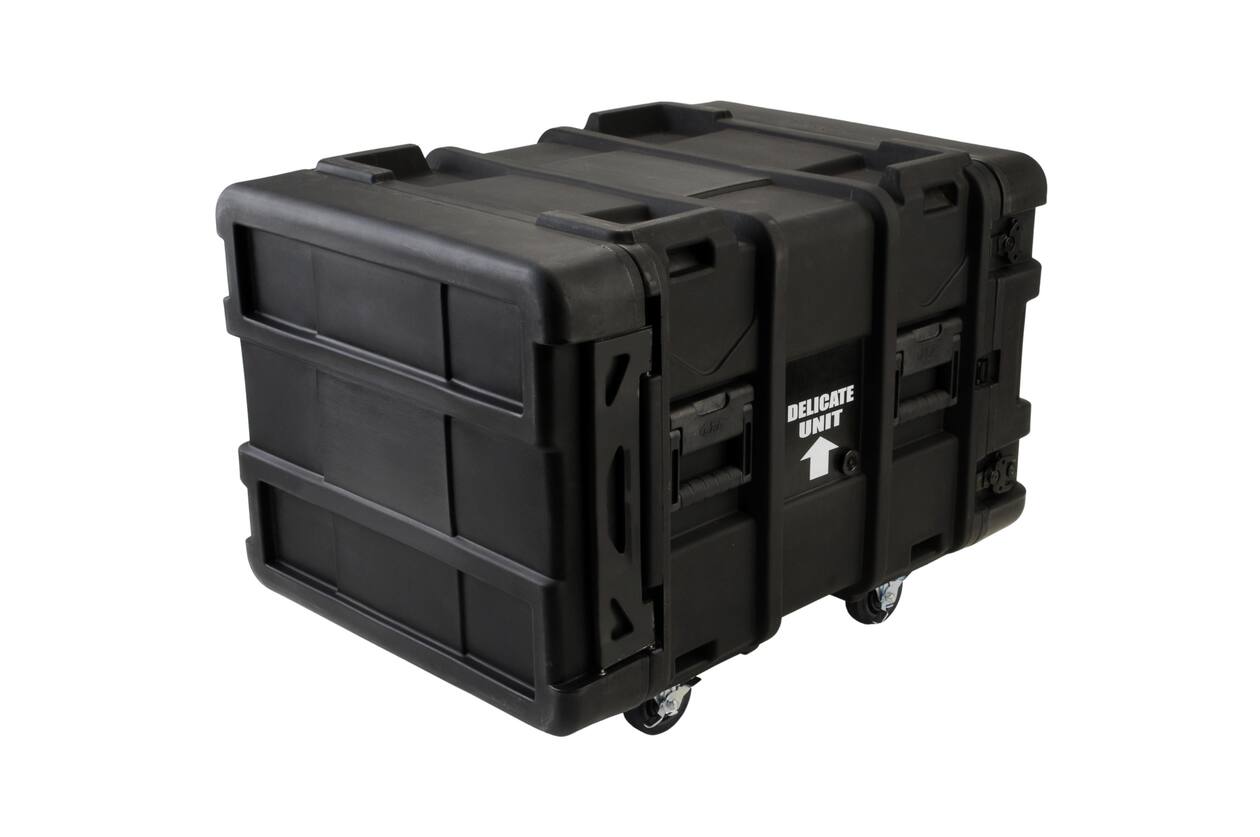 SKB - rSeries - 8U Shock Rack - Zwart - 24-inch diep - met Wielen