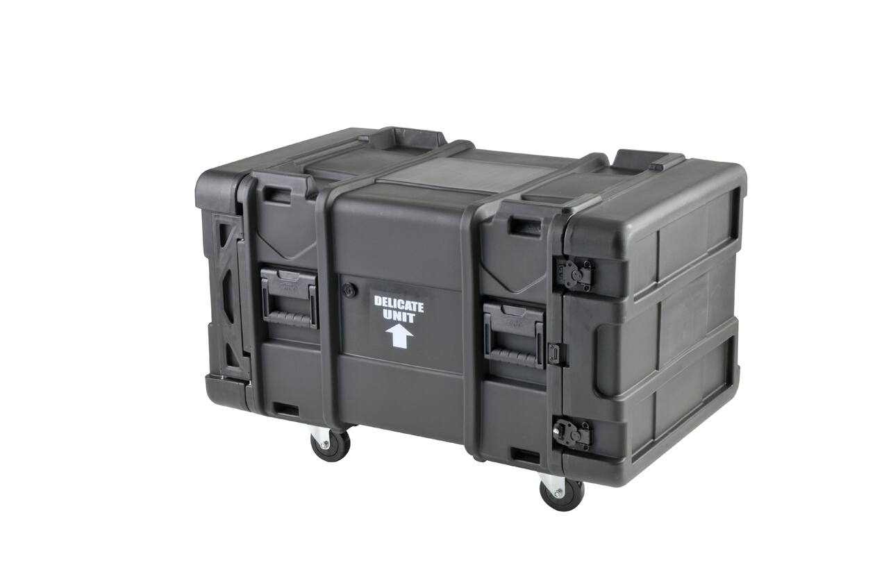 SKB - rSeries - 8U Shock Rack - Zwart - 30-inch diep - met Wielen