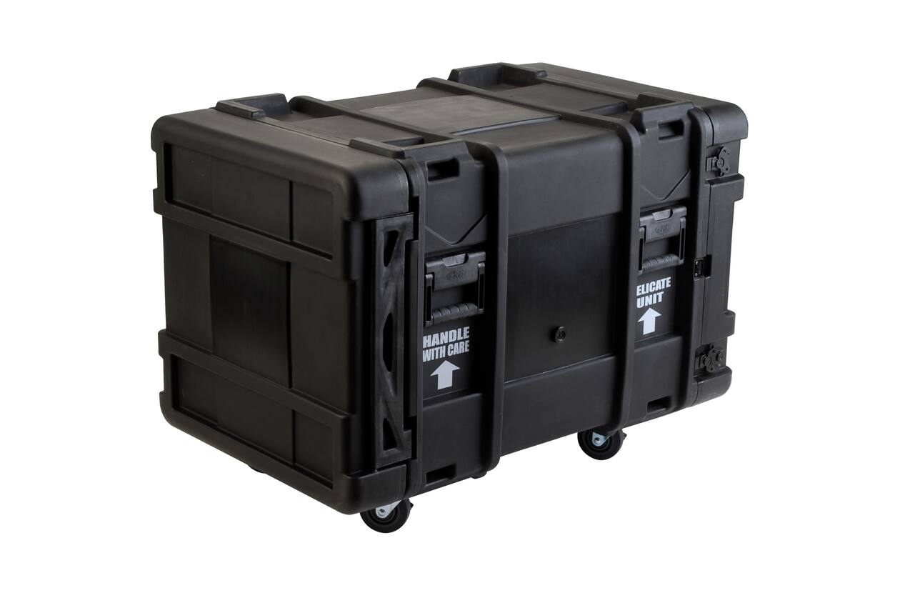 SKB - rSeries - 10U Shock Rack - Zwart - 28-inch diep - met Wielen
