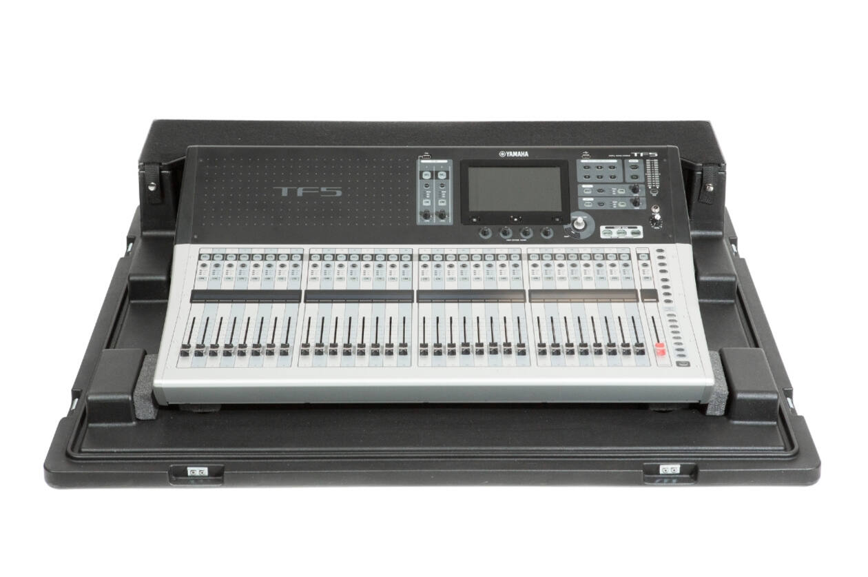 SKB - Mixer Koffer - Yamaha TF5 Mixer - met Wielen
