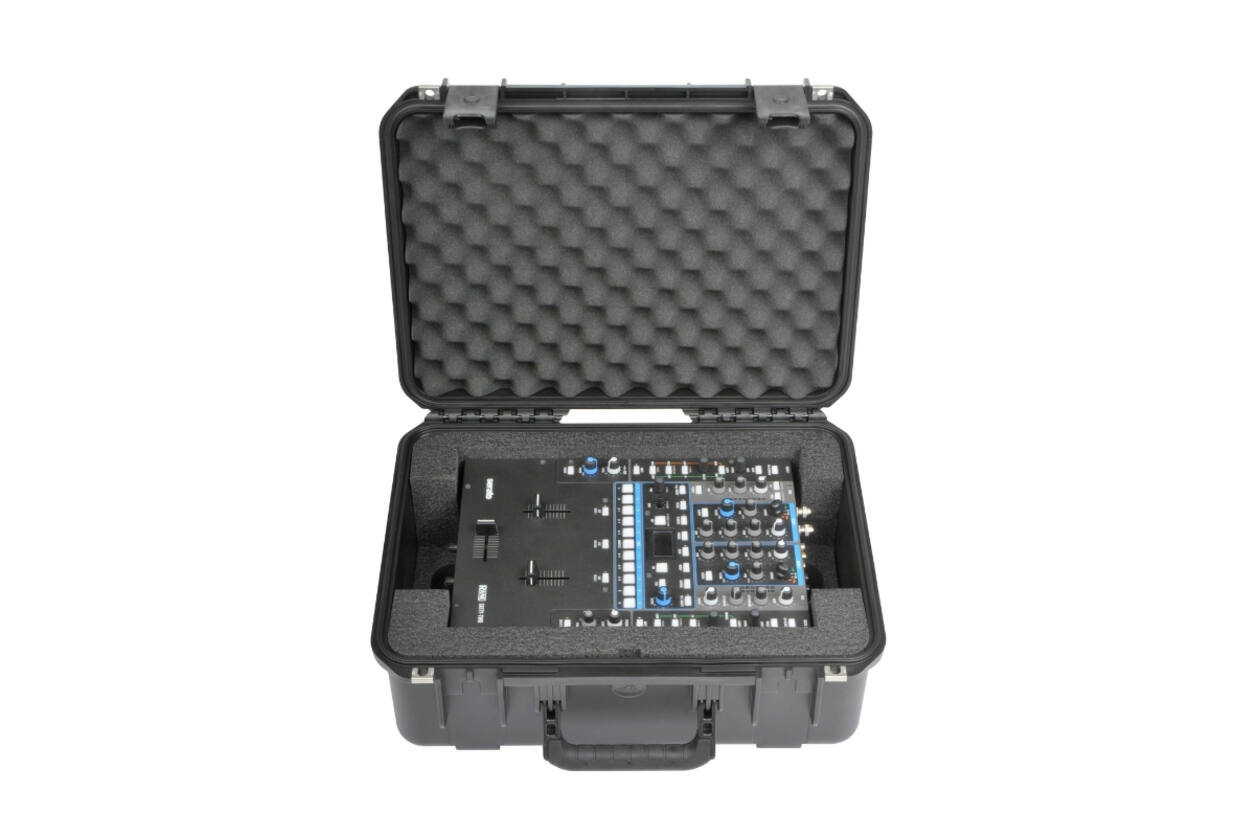 SKB - iSeries - Mixer Koffer - Zwart - Rane MP2015 of Sixty-Four Inlay