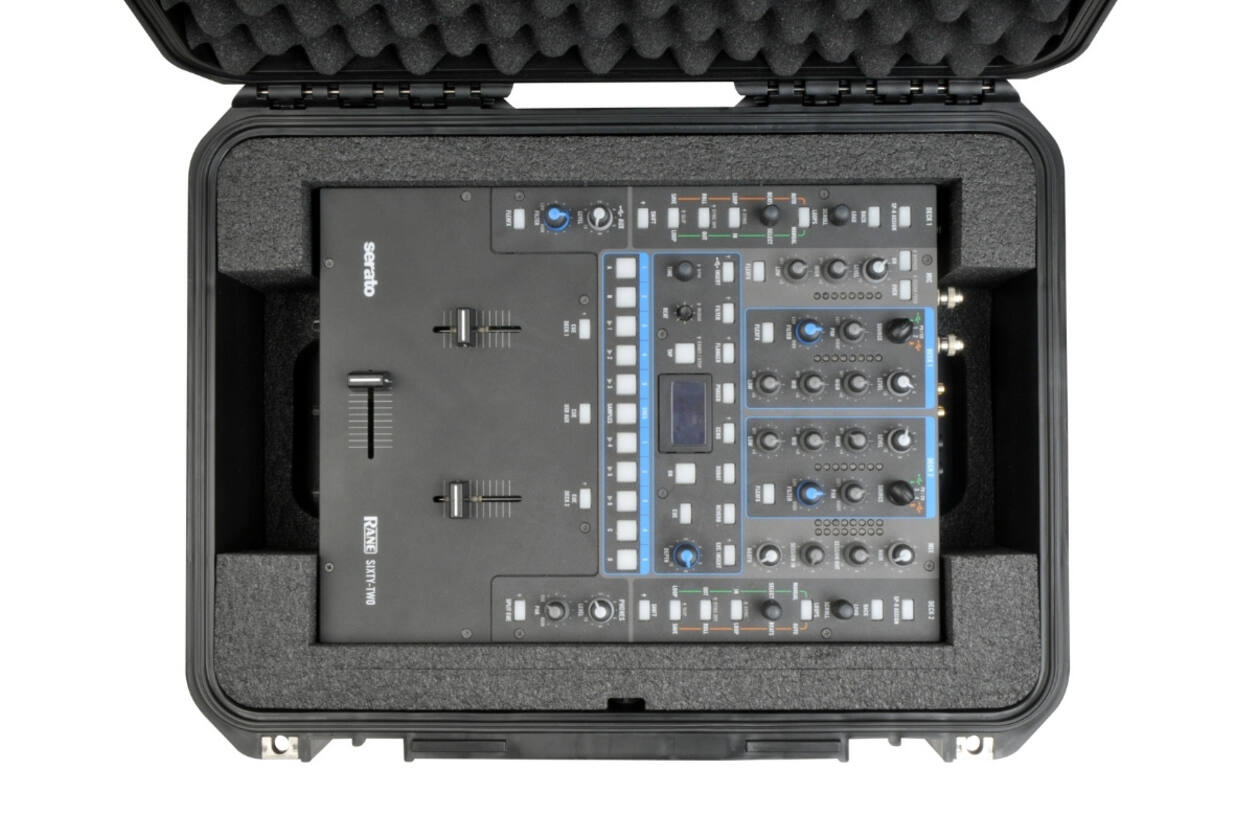 SKB - iSeries - Mixer Koffer - Zwart - Rane MP2015 of Sixty-Four Inlay