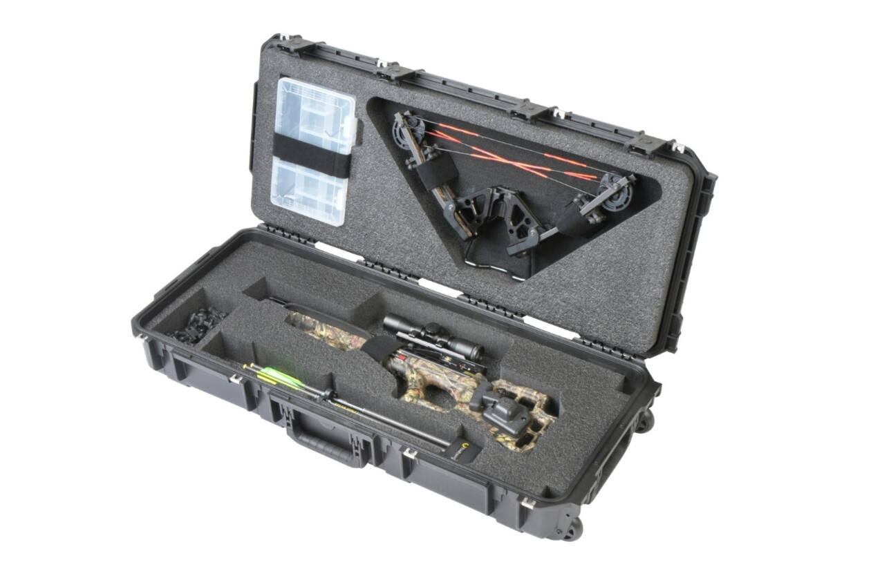 SKB - iSeries - Waterdichte Kruisboogkoffer - Zwart - Demontabele TenPoint Kruisboog Inlay
