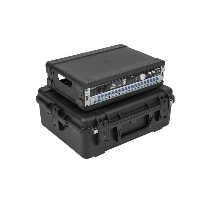 SKB - iSeries 3i-2217-8 - Waterdichte Koffer - Zwart - Verwijderbare 2U Diepe Rack