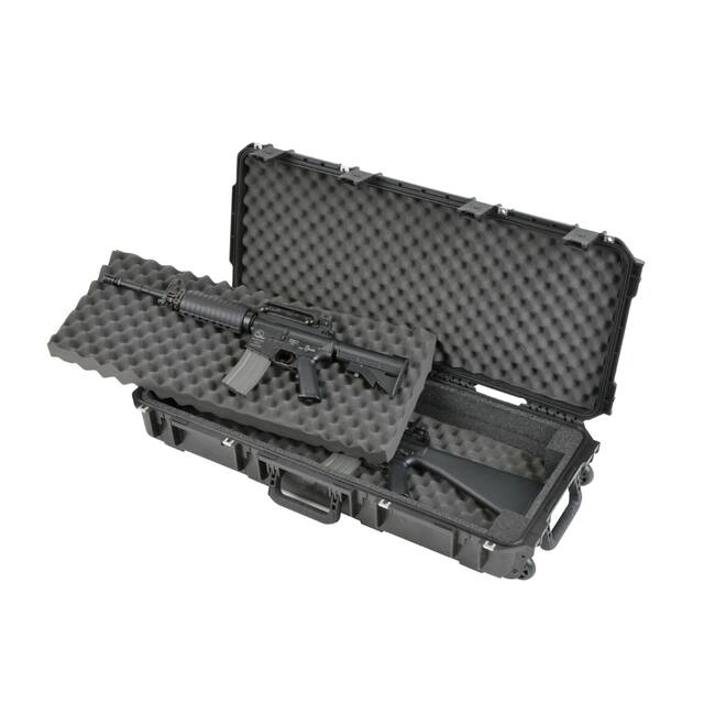 SKB - iSeries 3614-6 - Waterdichte Koffer - Zwart - Dubbele M4/Korte Geweer Inlay