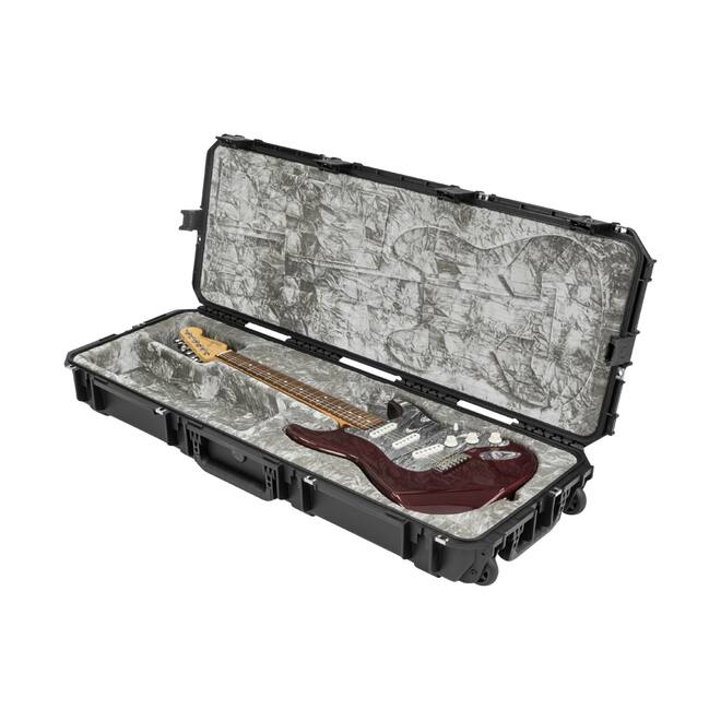 SKB - iSeries 4214-6 - Waterdichte Koffer - Zwart - Strat/Tele Gitaar Inlay