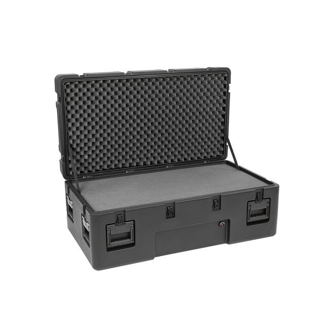 SKB - rSeries 4222-15 - Waterdichte Koffer - Zwart - met Wielen - Gelaagd Schuim