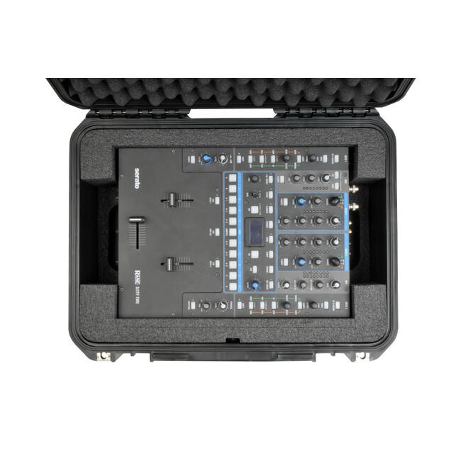 SKB - iSeries - Mixer Koffer - Zwart - Rane MP2015 of Sixty-Four Inlay