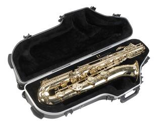 SKB - Contoured Pro Universele Bariton Saxofoon Koffer - met Wielen