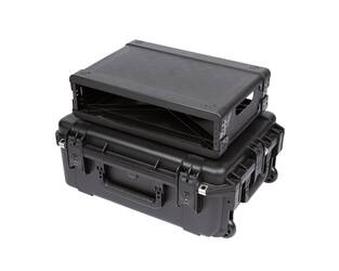 SKB - iSeries 2215-8 - Waterdichte Koffer - Zwart - Verwijderbare 2U Diepe Rack