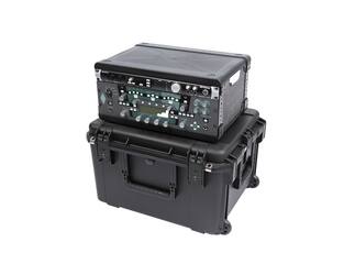 SKB - iSeries 2217-12 - Waterdichte Koffer - Zwart - Verwijderbare 4U Diepe Rack
