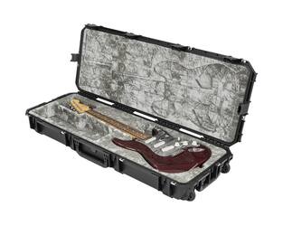 SKB - iSeries 4214-6 - Waterdichte Koffer - Zwart - Strat/Tele Gitaar Inlay